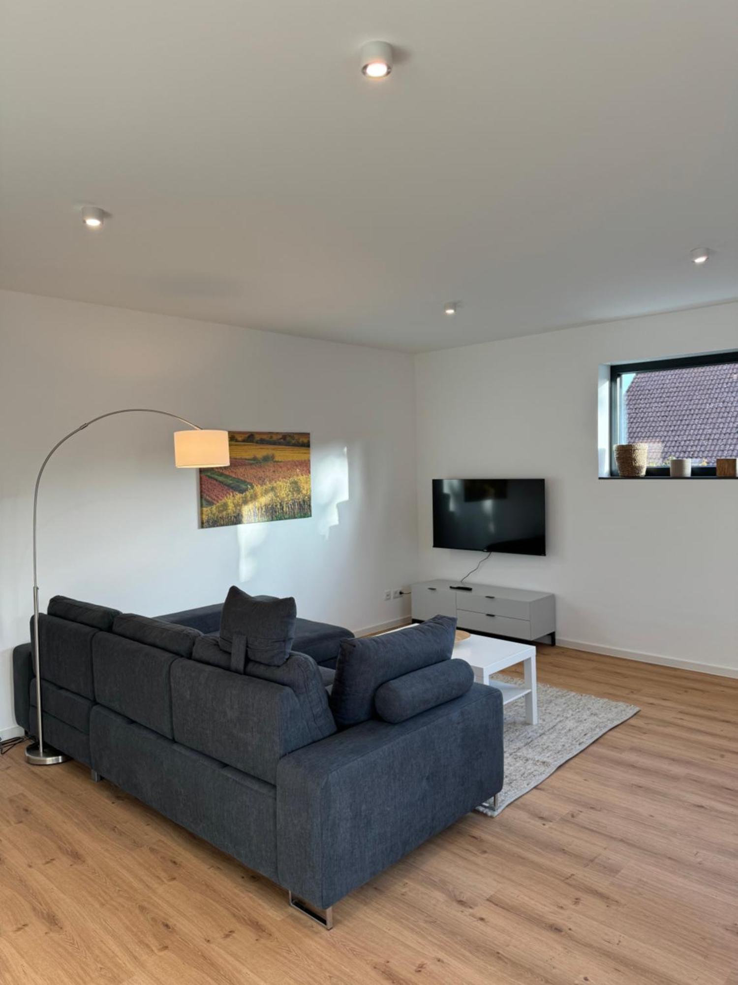 Moderne Ferienwohnung Mit Terrasse, Grill & Privatparkplatz Venningen Eksteriør billede